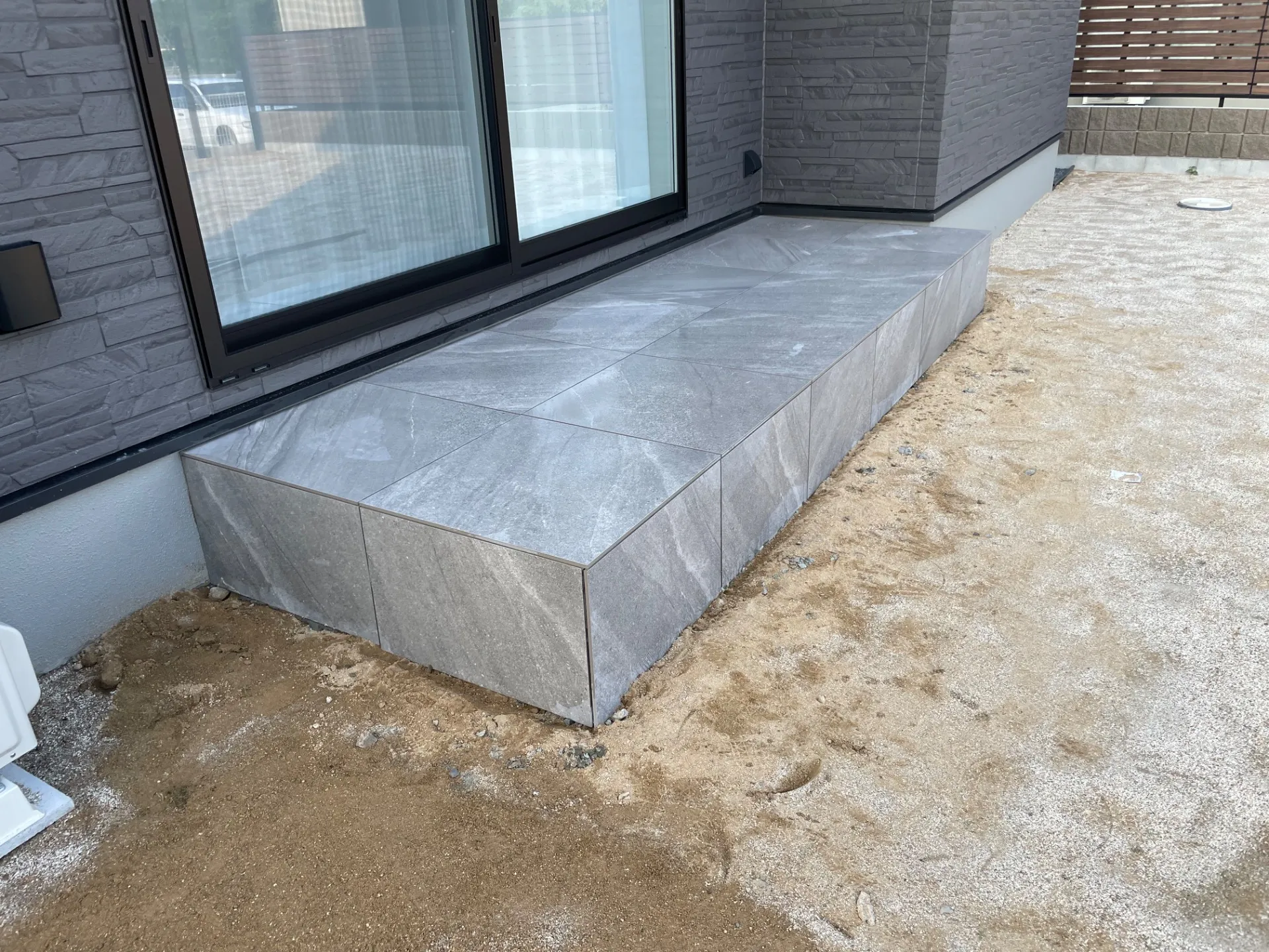 那珂市　タイルデッキ